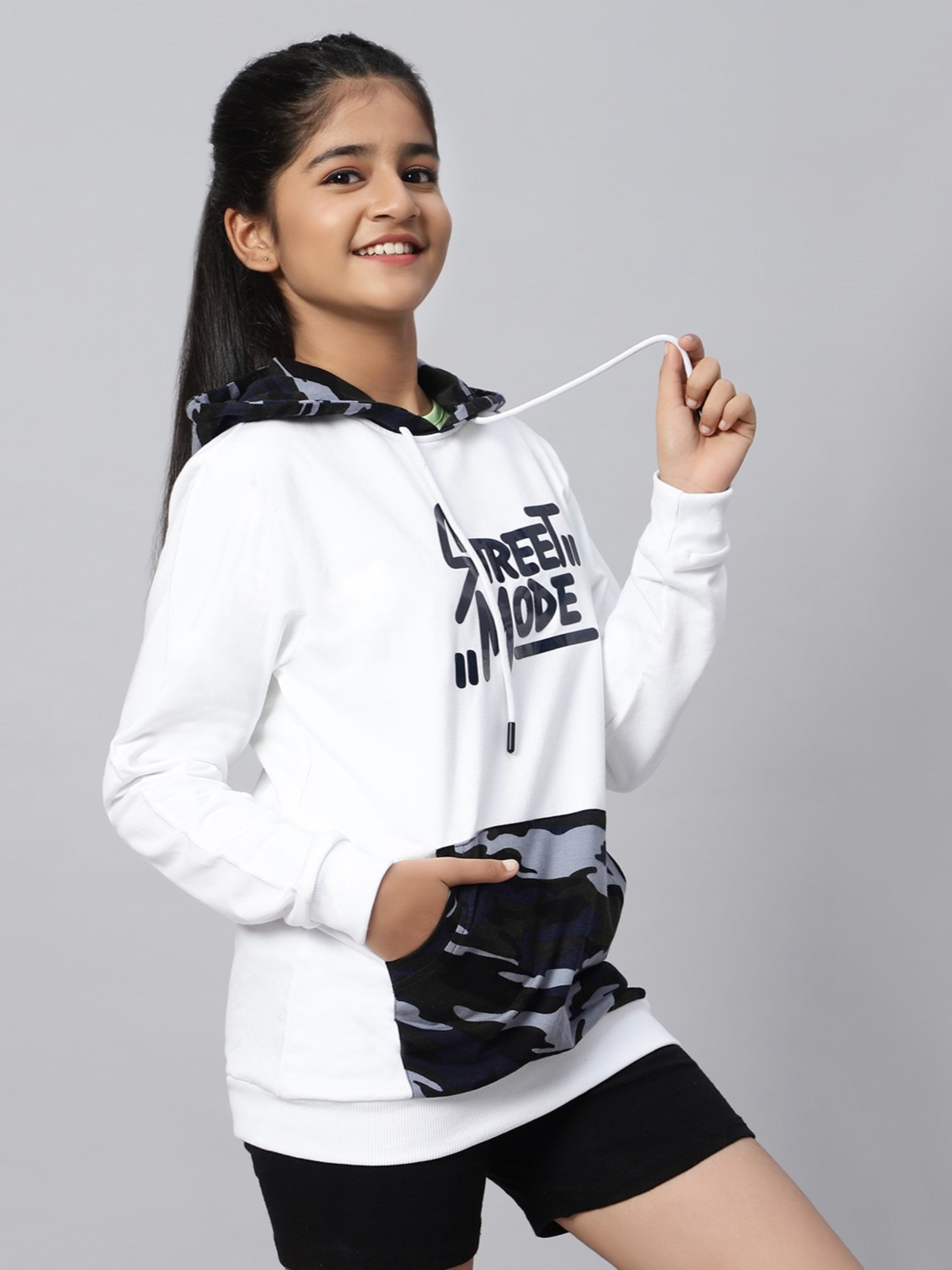 TeenTrums Unisex Sweatshirt - street mode - White & Camo