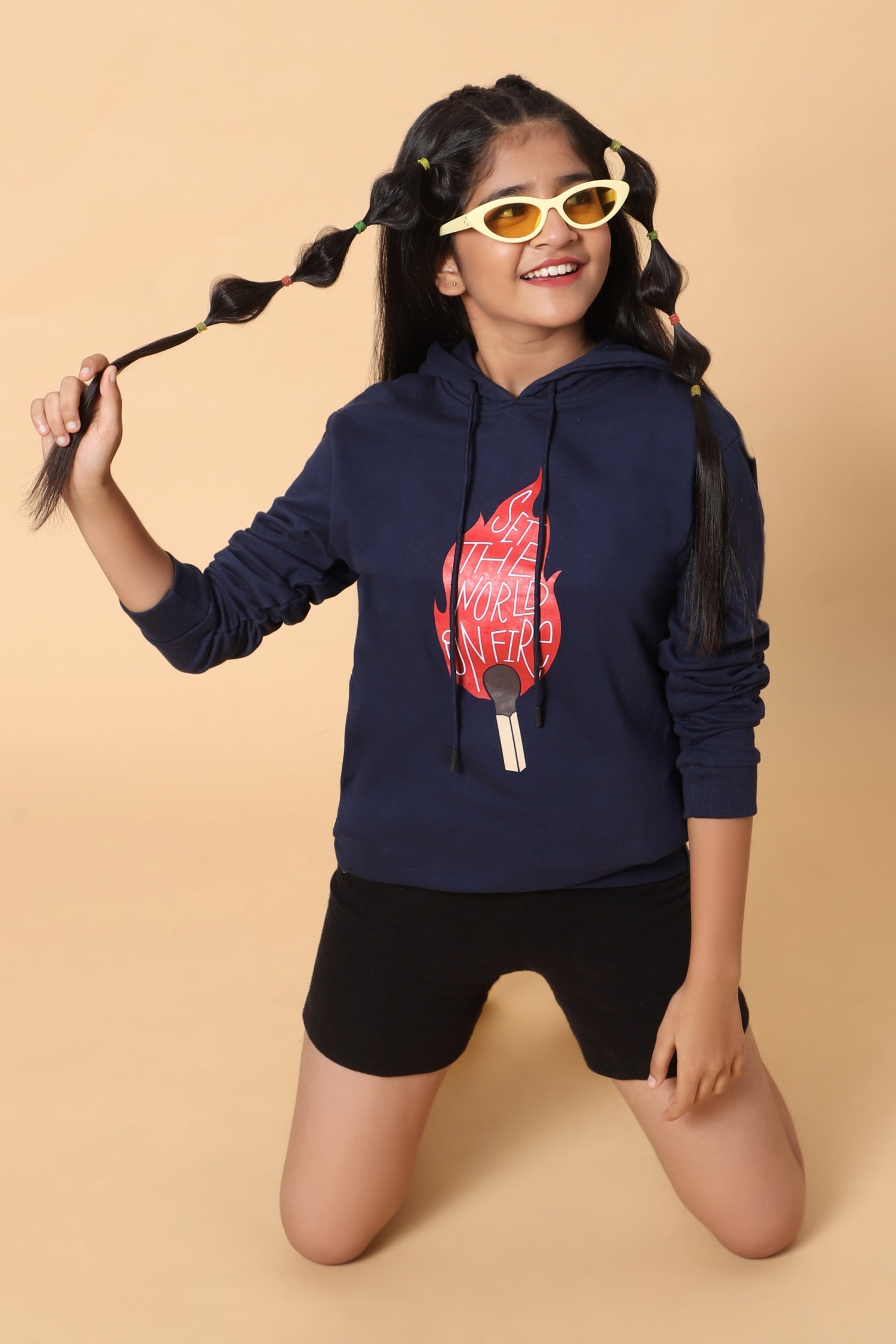 TeenTrums Girls Sweatshirt - set the world on fire - Navy