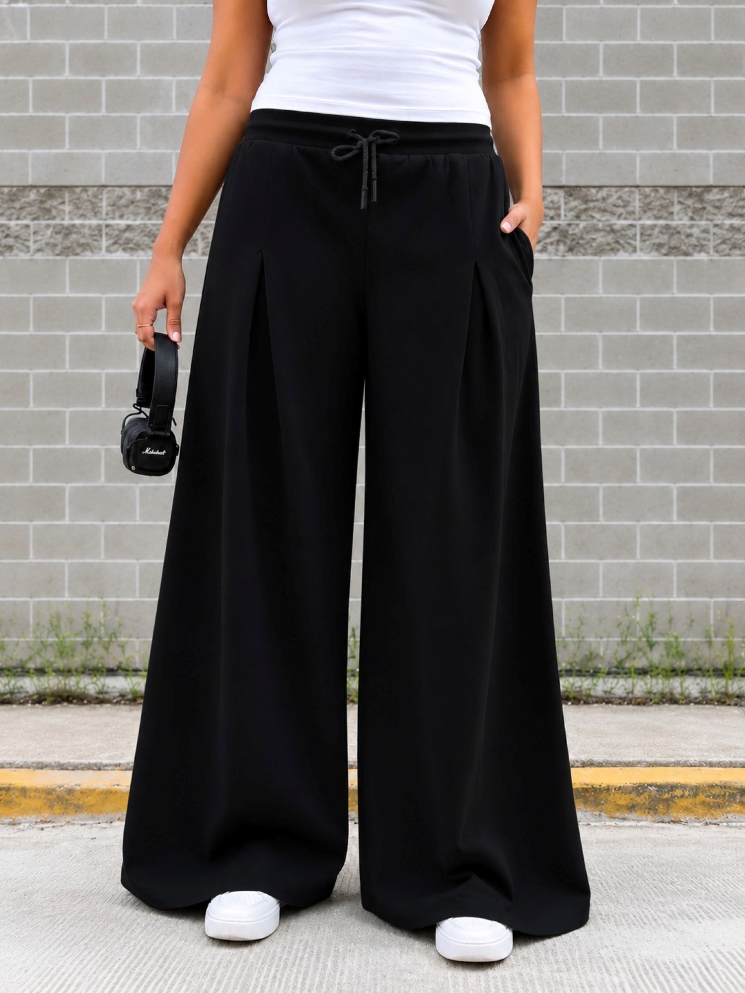TeenTrums Girls Wide Leg Pleated Track Pants - Black