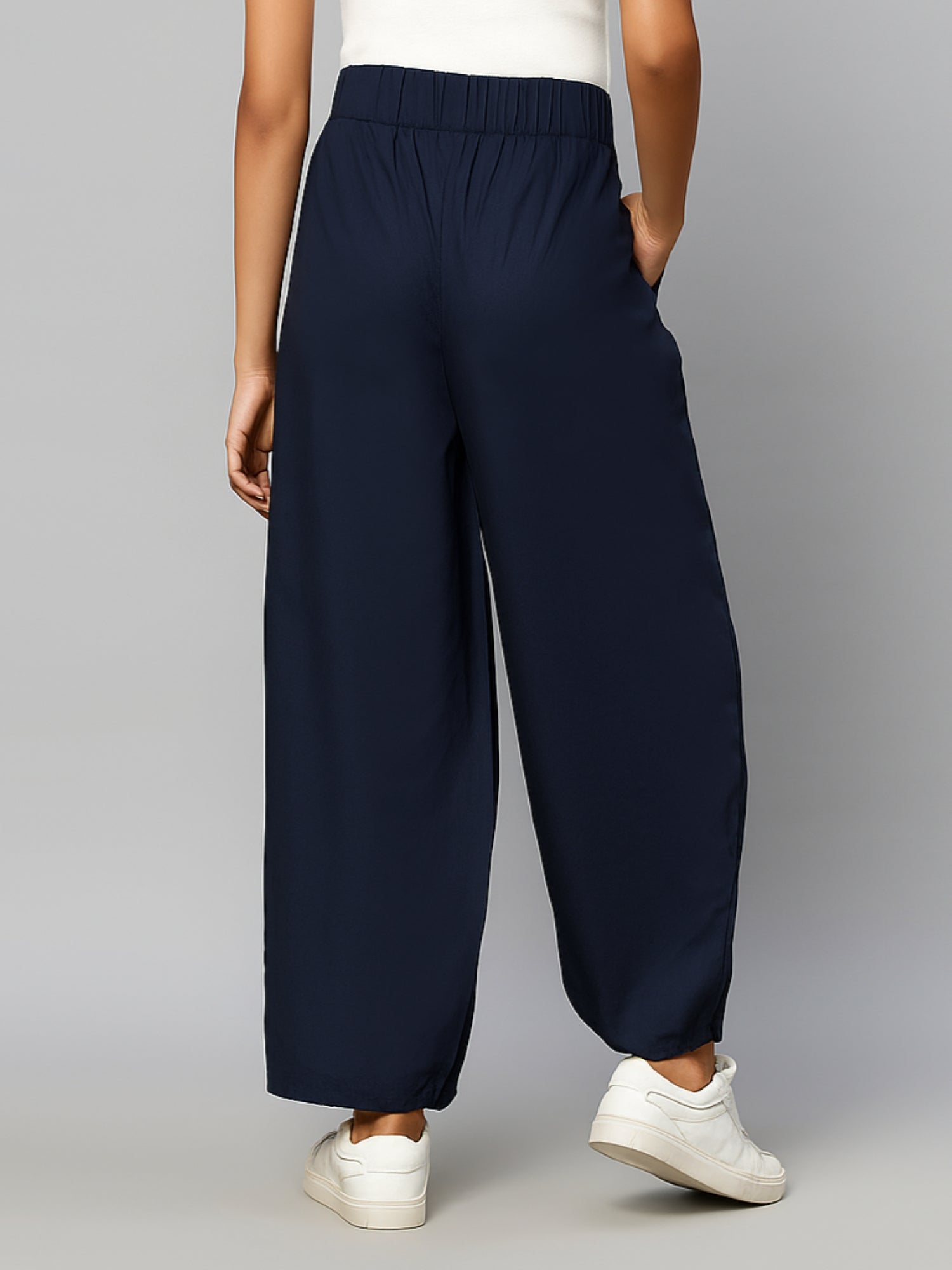 Woven Trouser - Navy