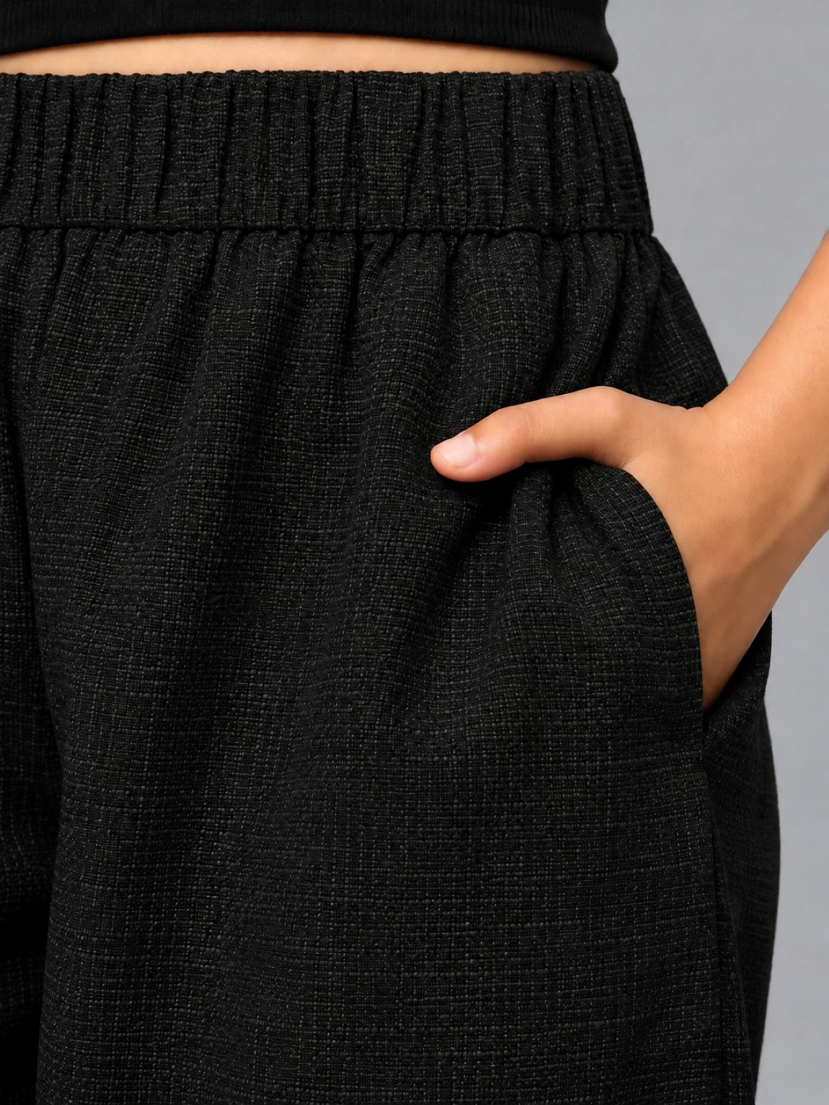 Woven Trouser- Black
