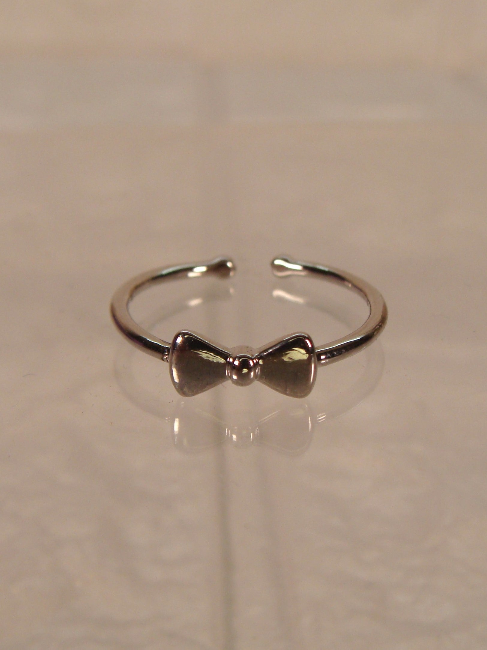 Adjustable Bow Ring Silver TeenTrums