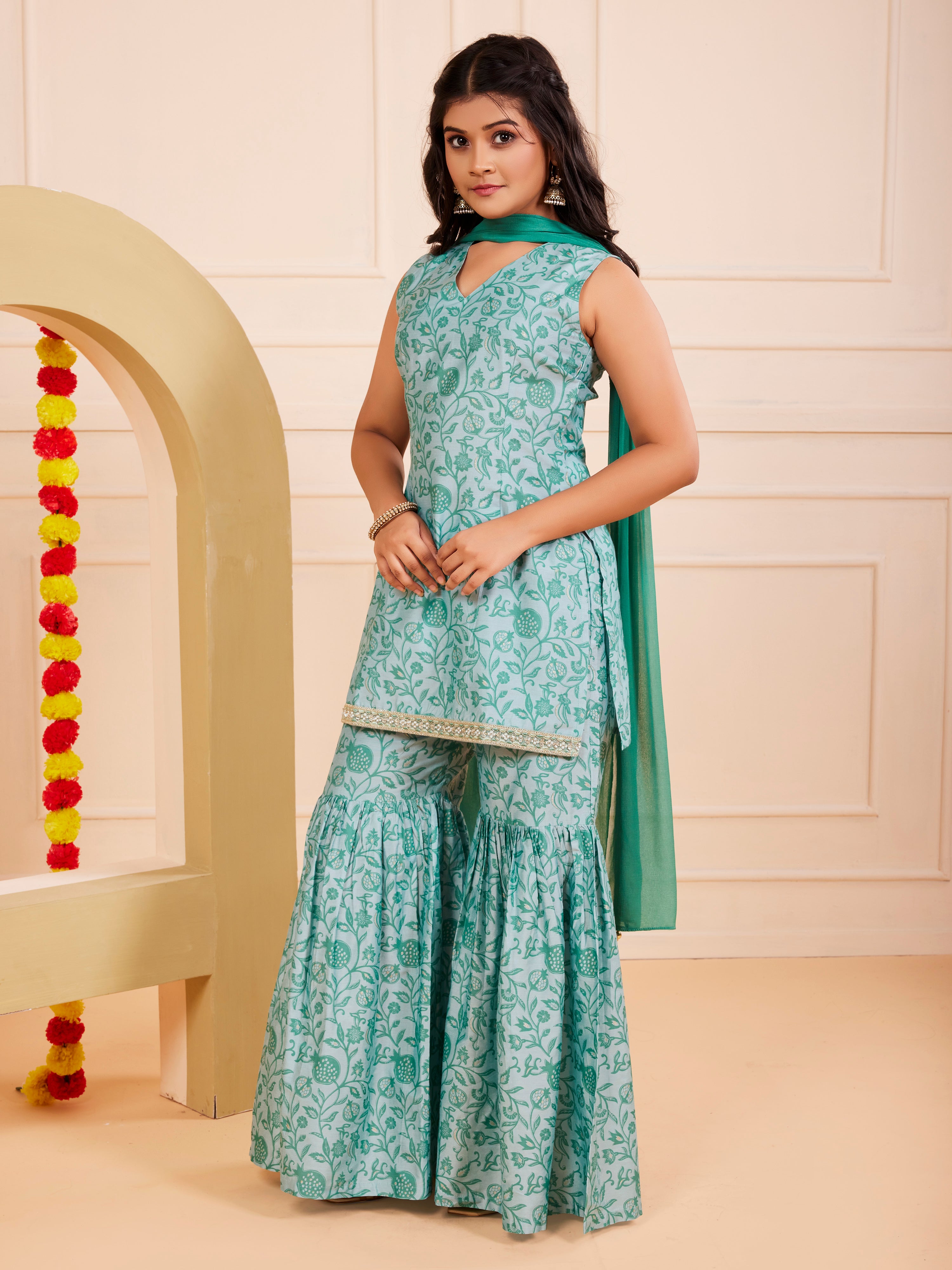 Girls Ethnic Floral Kurta and Gharara Set – Green