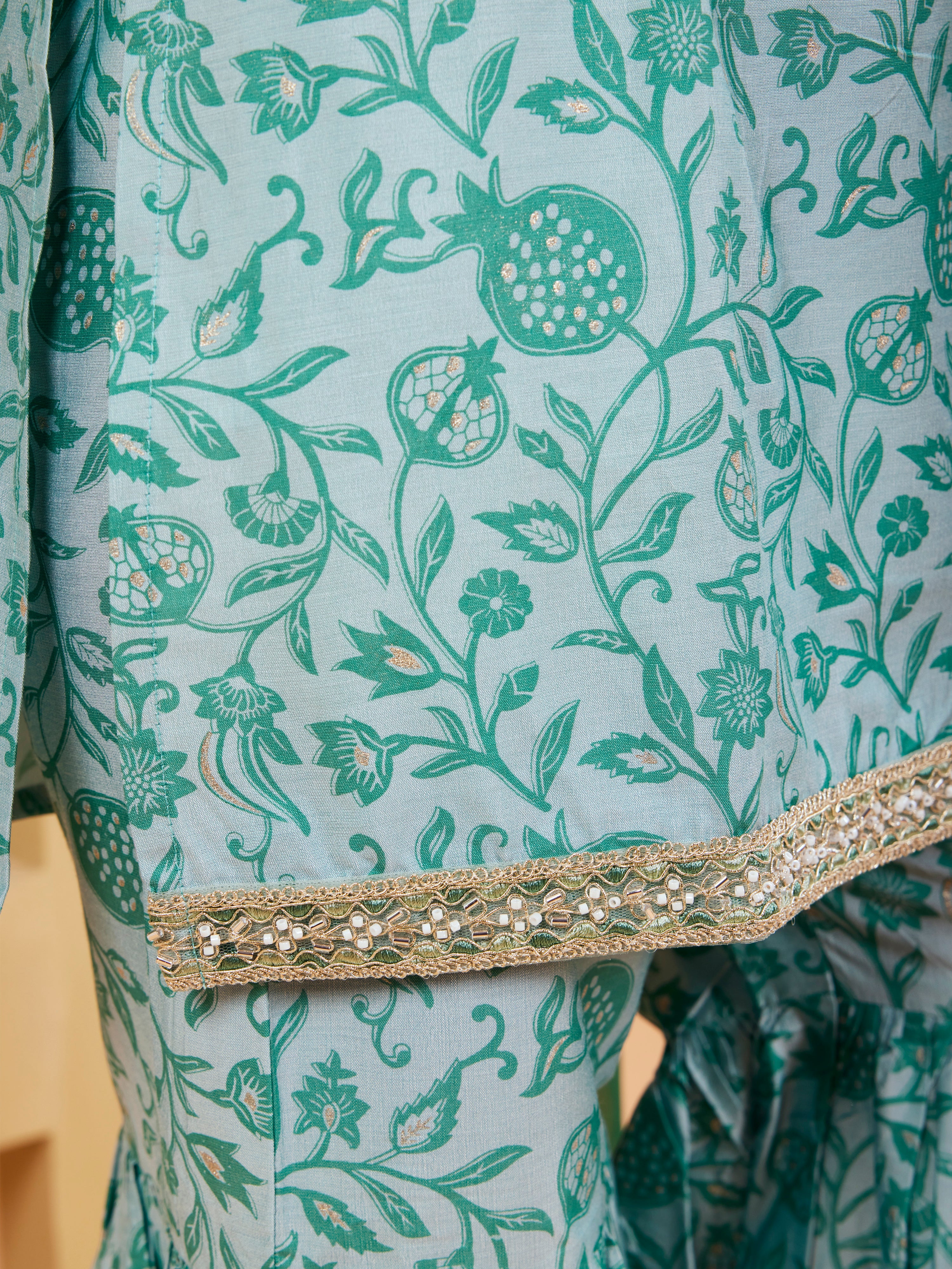 Girls Ethnic Floral Kurta and Gharara Set – Green