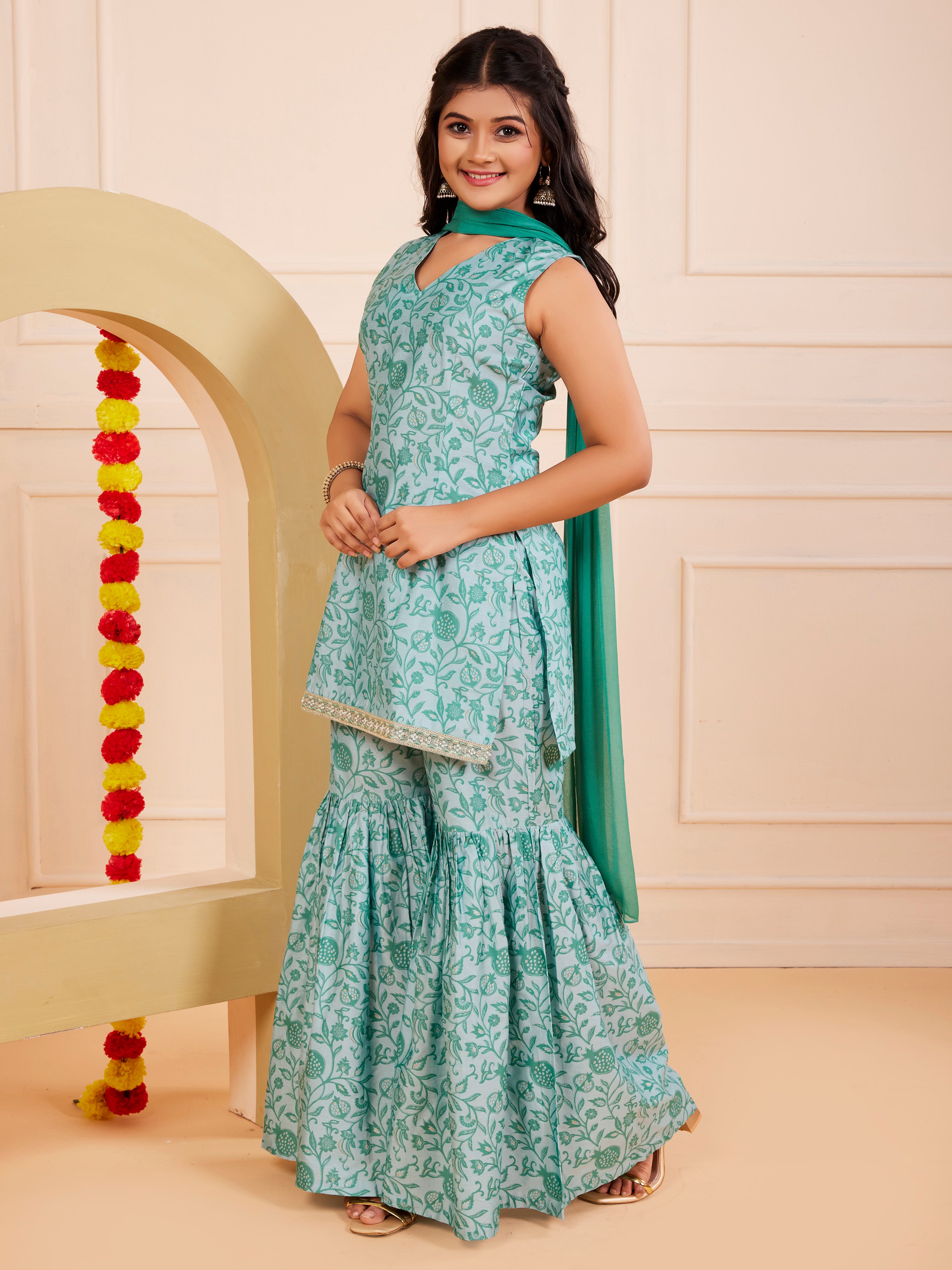 Girls Ethnic Floral Kurta and Gharara Set – Green