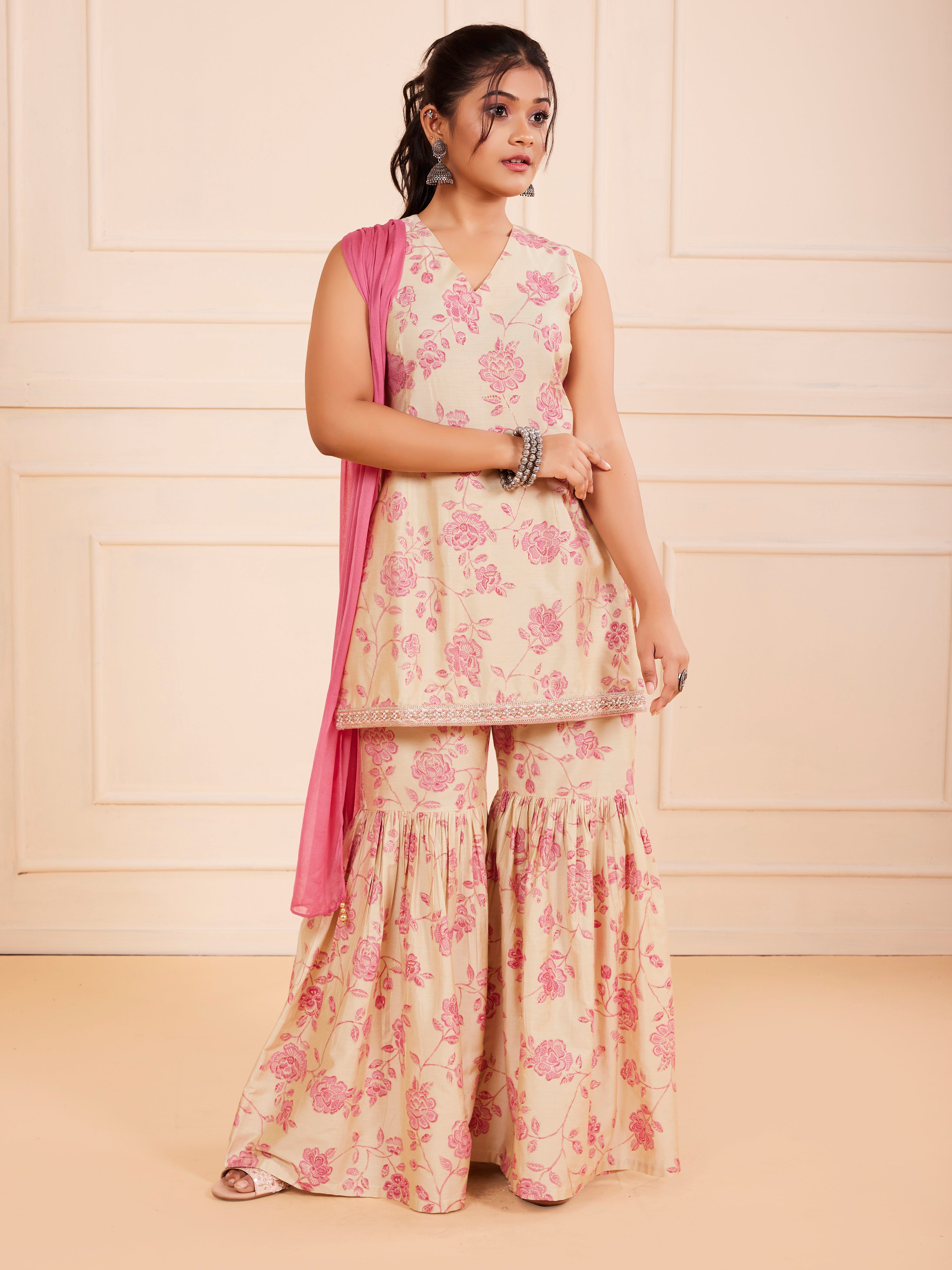 Girls Ethnic Floral Kurta and Gharara Set – Pink