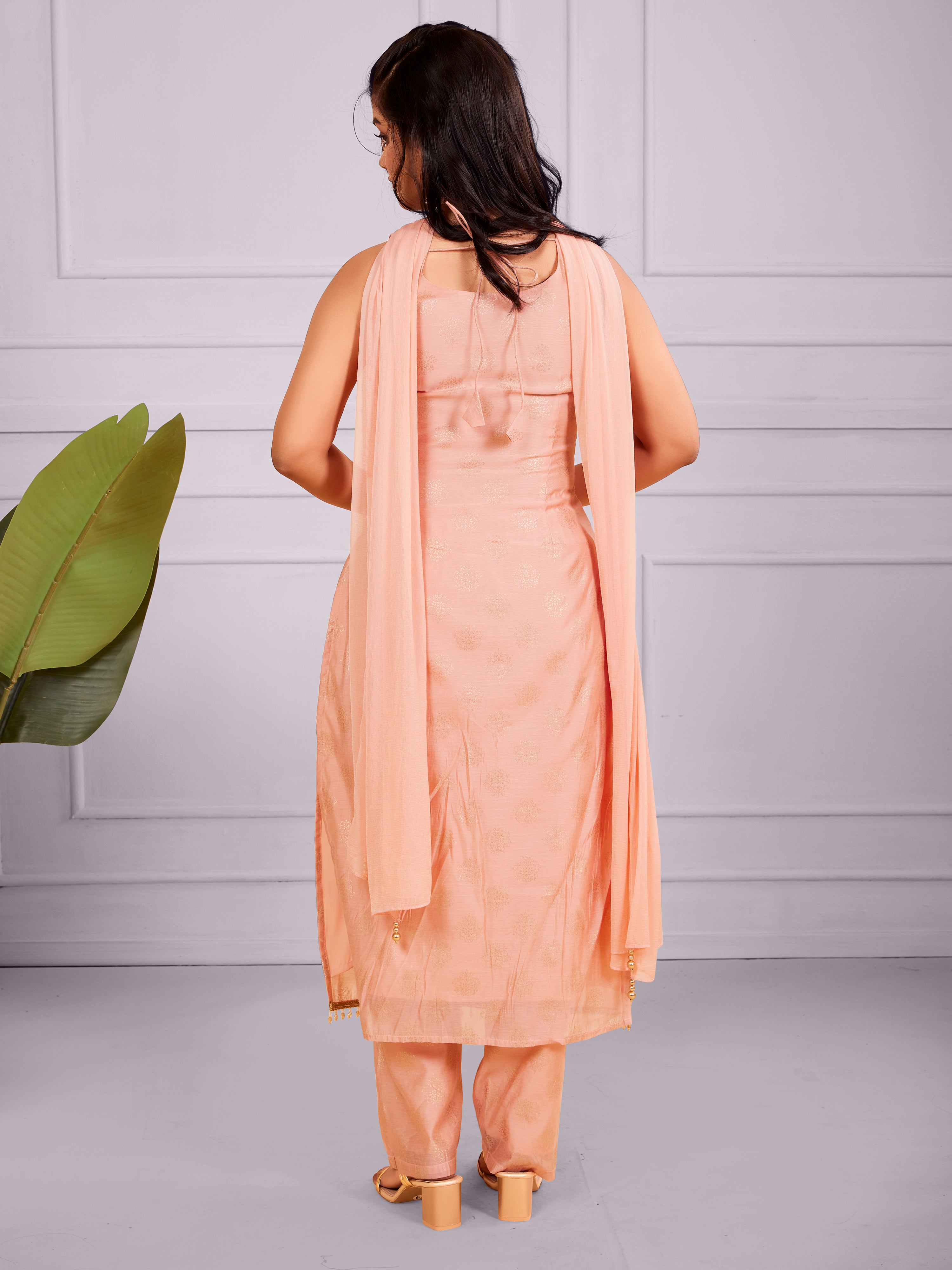 TeenTrums Girls Ethnic Floral Kurta and Pant Set – Peach