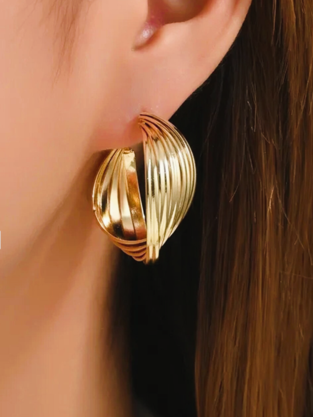 Girls Twisted Hoop Earrings (Gold)