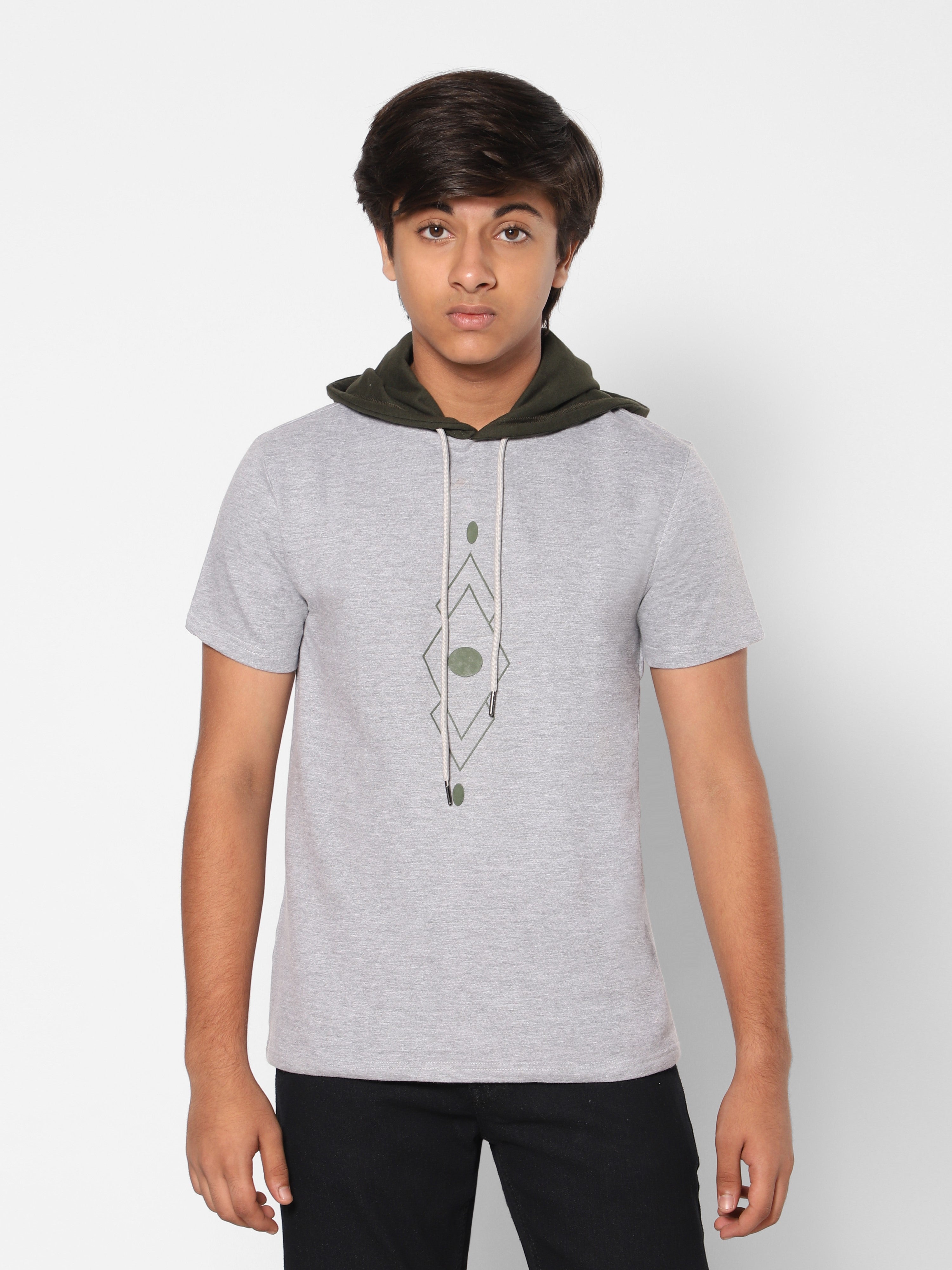 TeenTrums Regular Boys Fashion T-shirt with hoodie - Geometric art - Ecru & olive