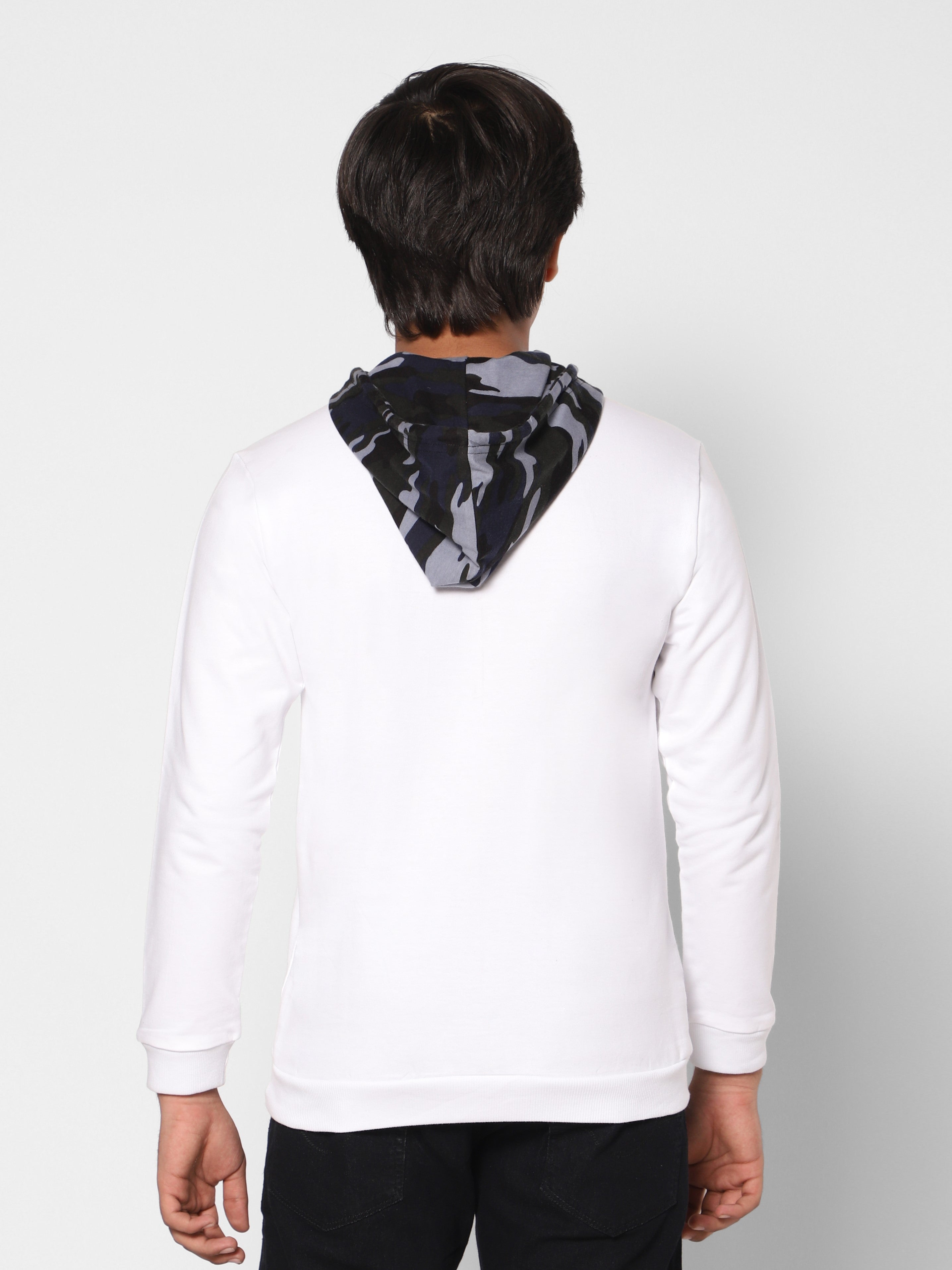 Sweatshirt-White & Camo