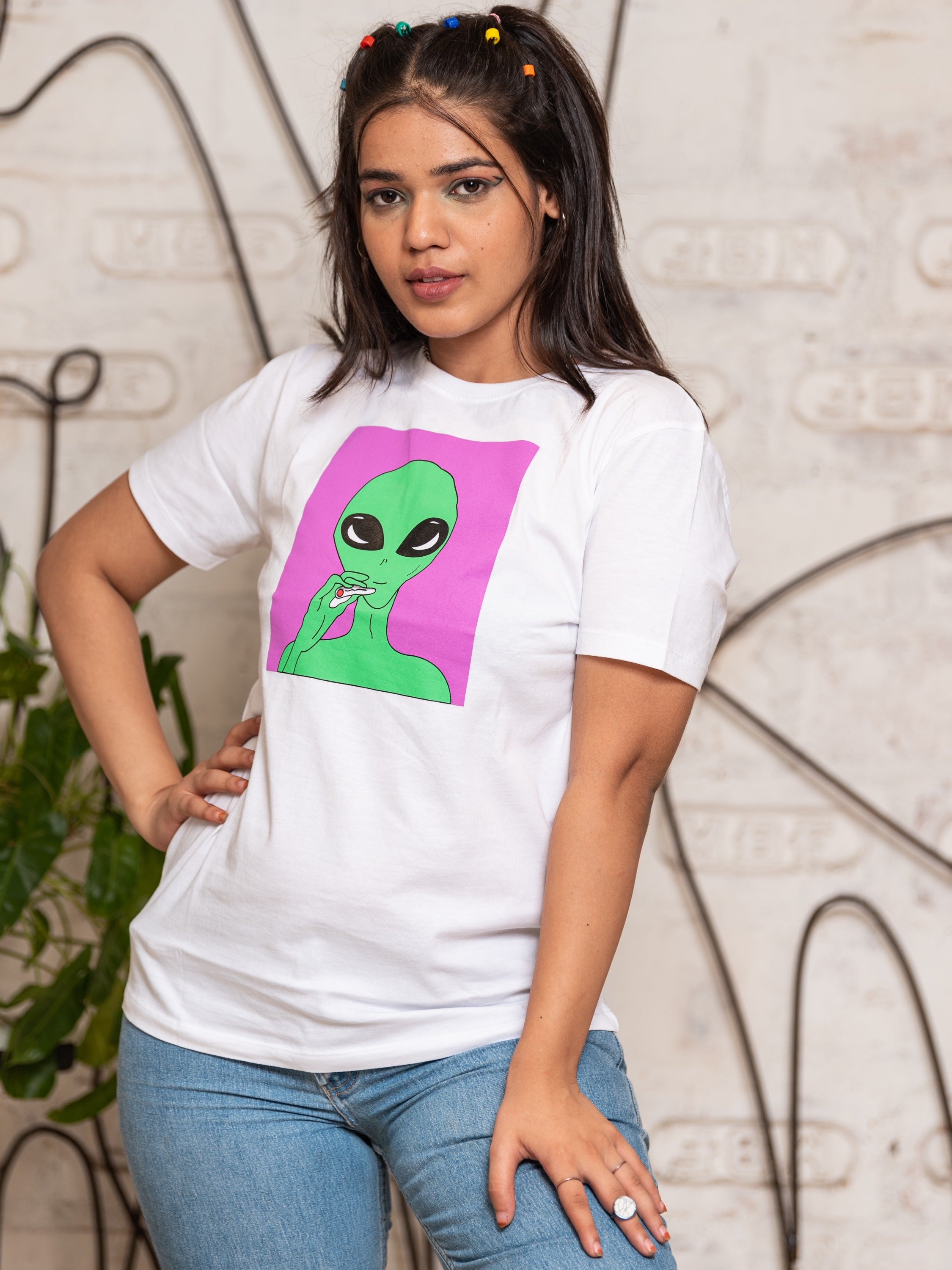 Girls/Boys T-shirt- Alien Art -White