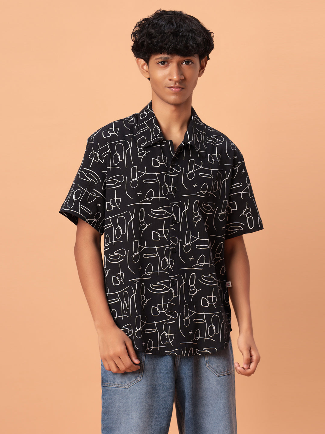 Minimalistic Print Short Sleeve Oversized Shirt-Black